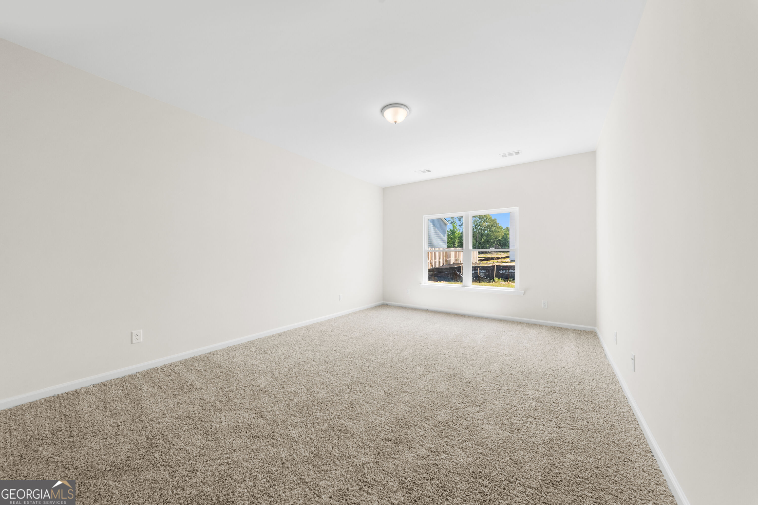 265 Roscomare Lane Property Photo 7