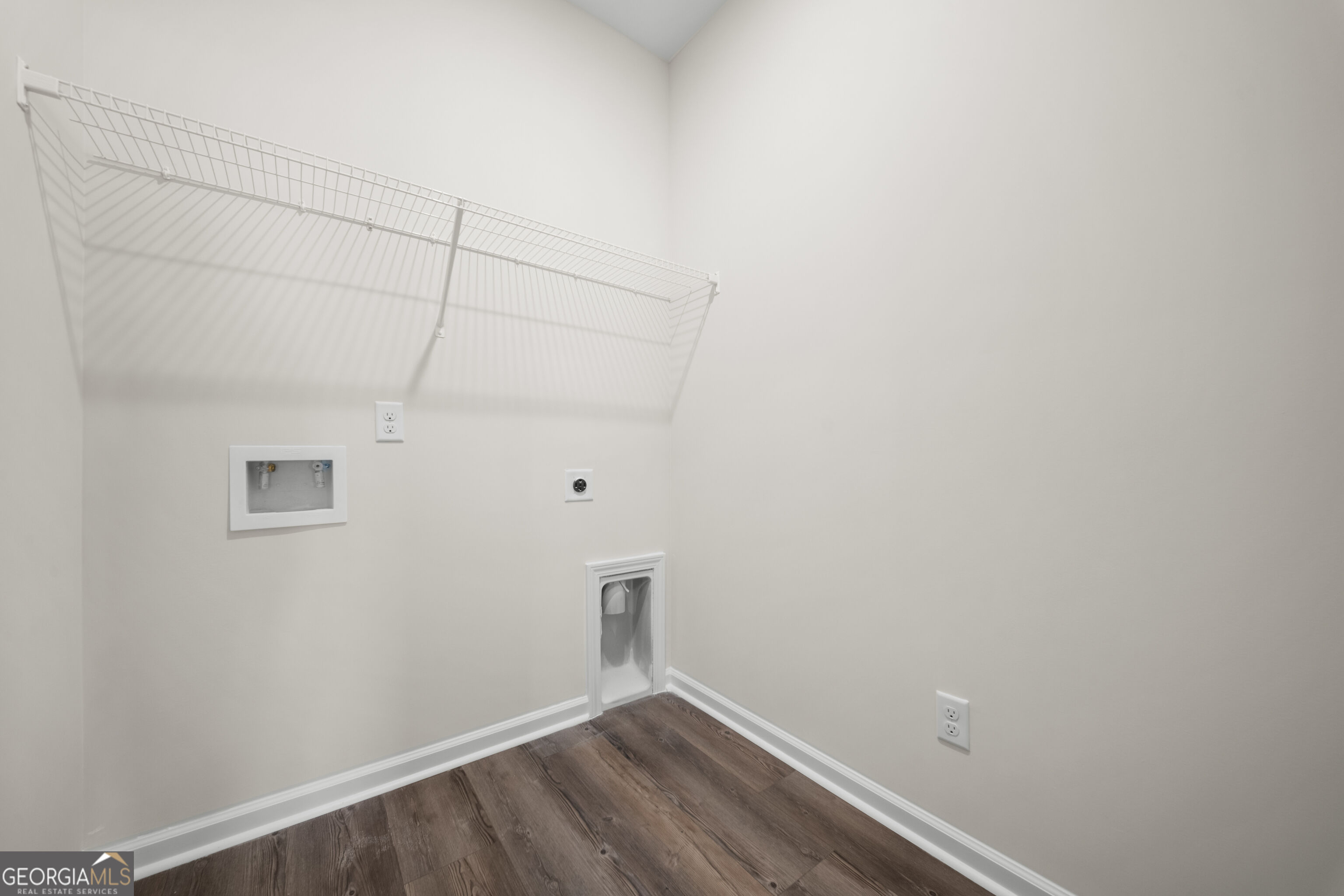 265 Roscomare Lane Property Photo 15