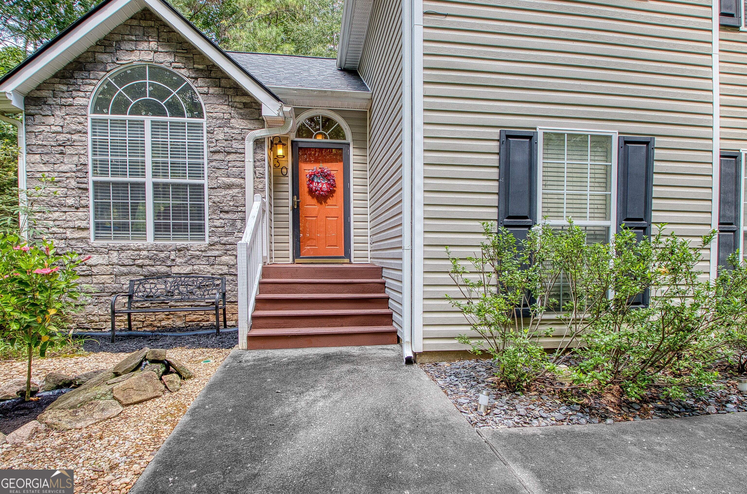 30 Orchard Hills Court Property Photo 4