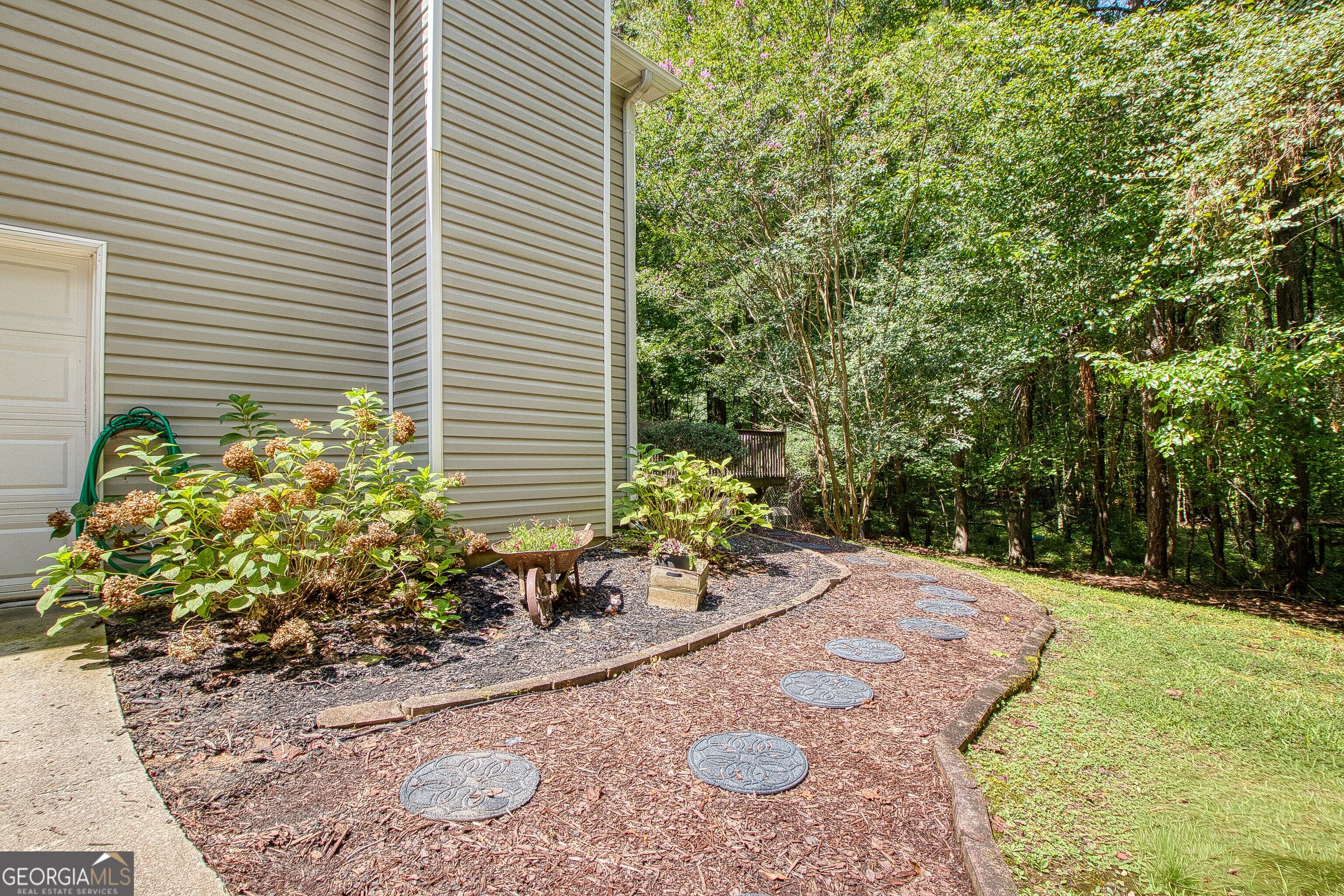 30 Orchard Hills Court Property Photo 28