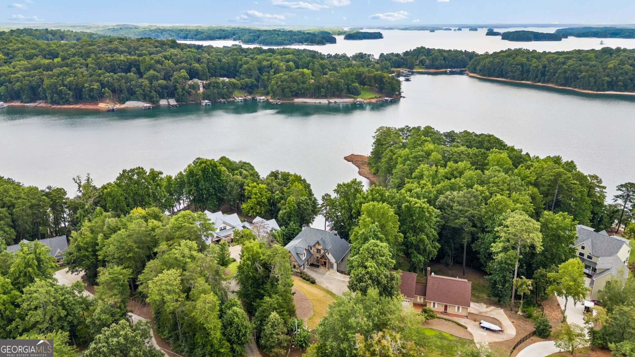 3330 Chimney Point Drive Property Photo 2