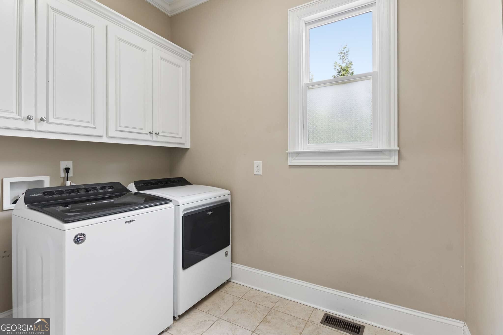 3330 Chimney Point Drive Property Photo 23