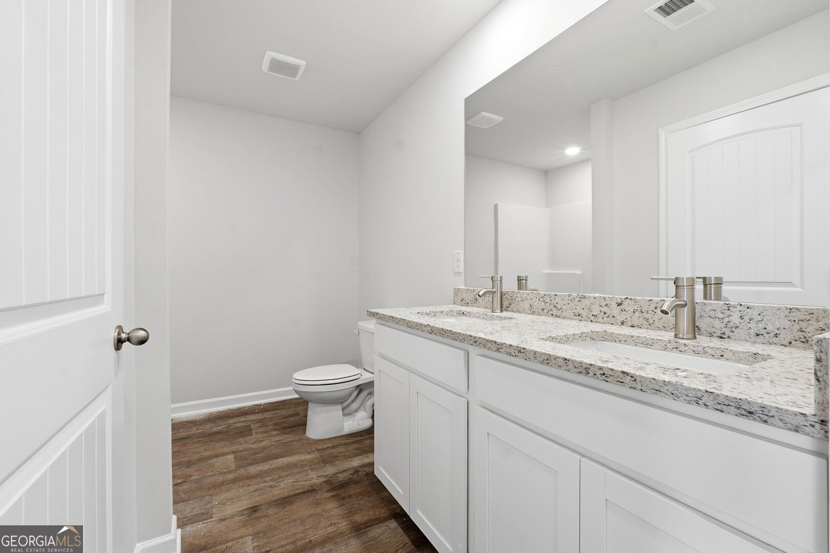 8330 Columbia Court Property Photo 6