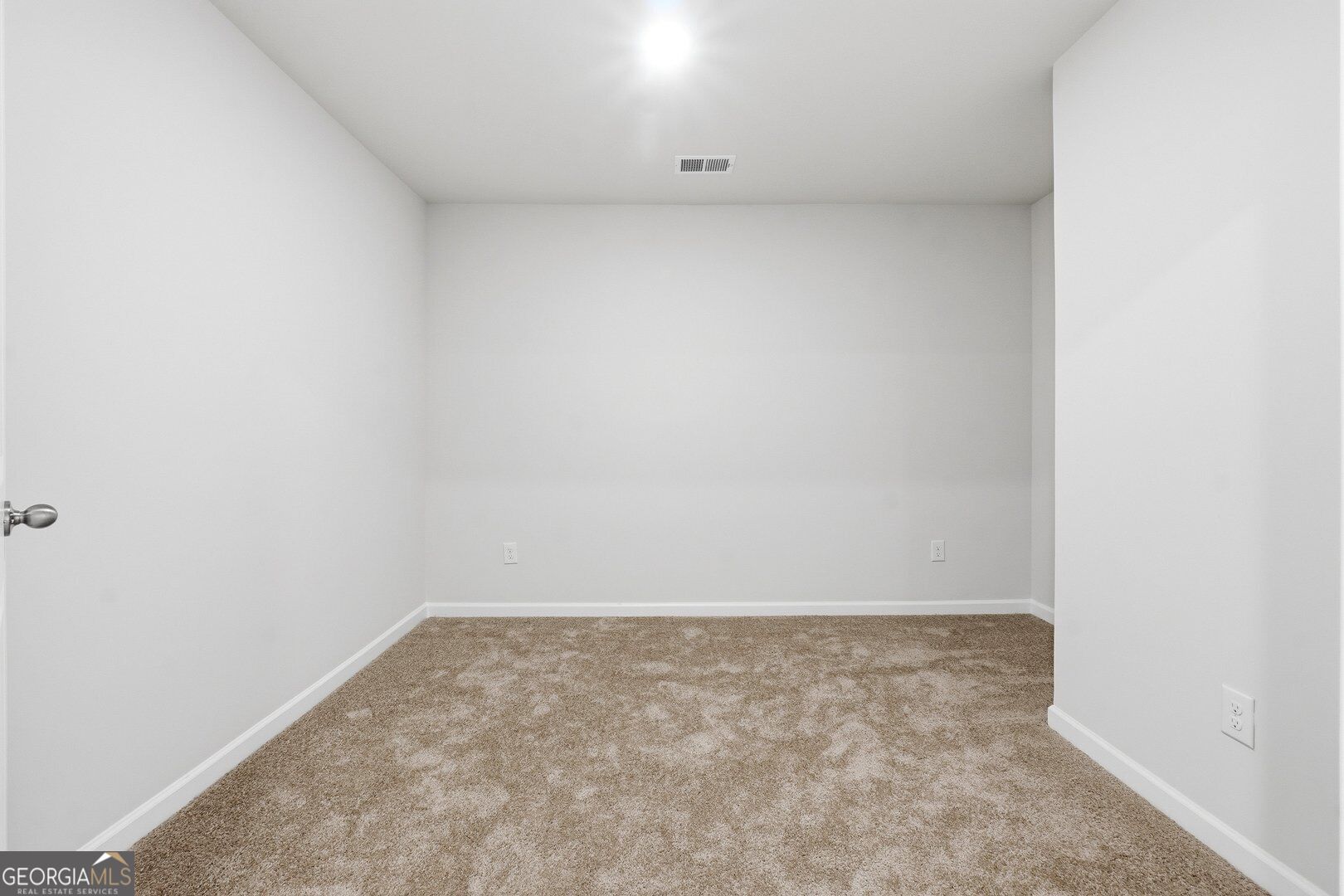 8330 Columbia Court Property Photo 8