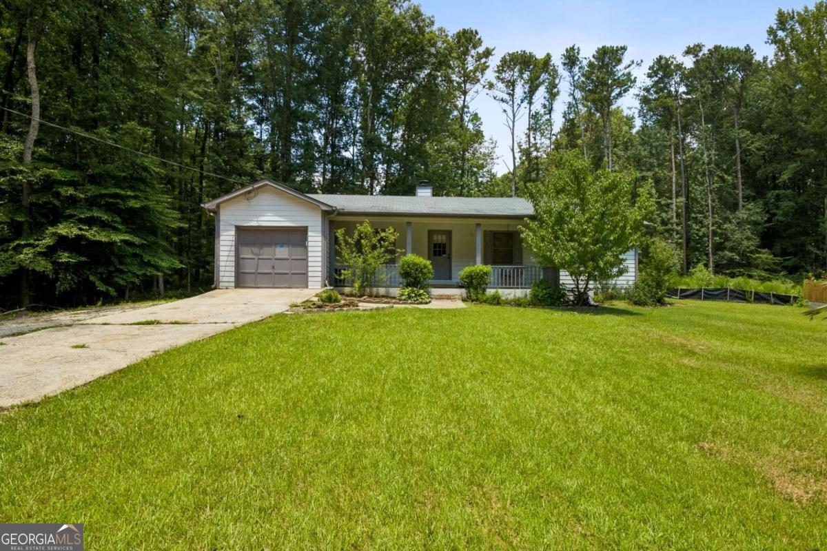 771 Suwanee Parkway Property Photo 2