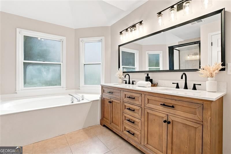 5527 Bridge Pointe Drive Property Photo 20