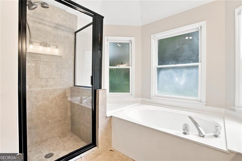5527 Bridge Pointe Drive Property Photo 22