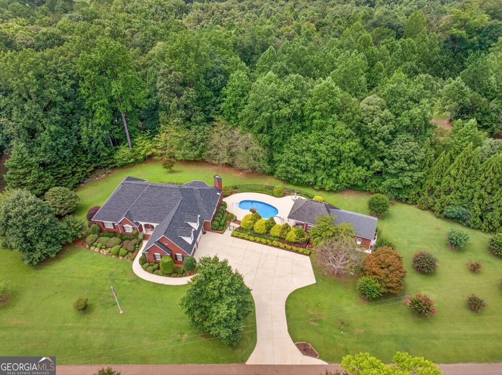 1077 Scales Creek Road Property Photo 1