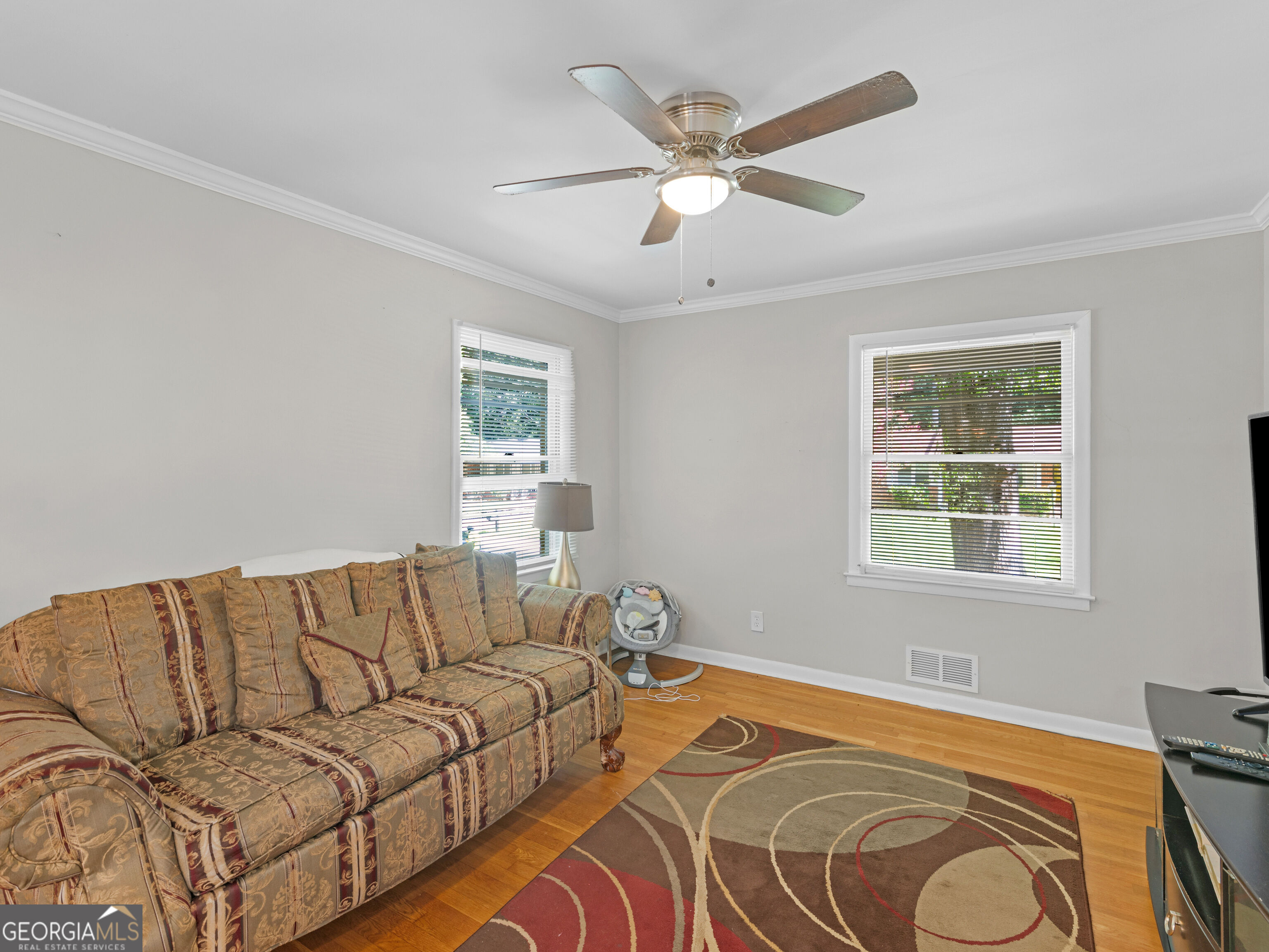 1607 Hillview Avenue Property Photo 7
