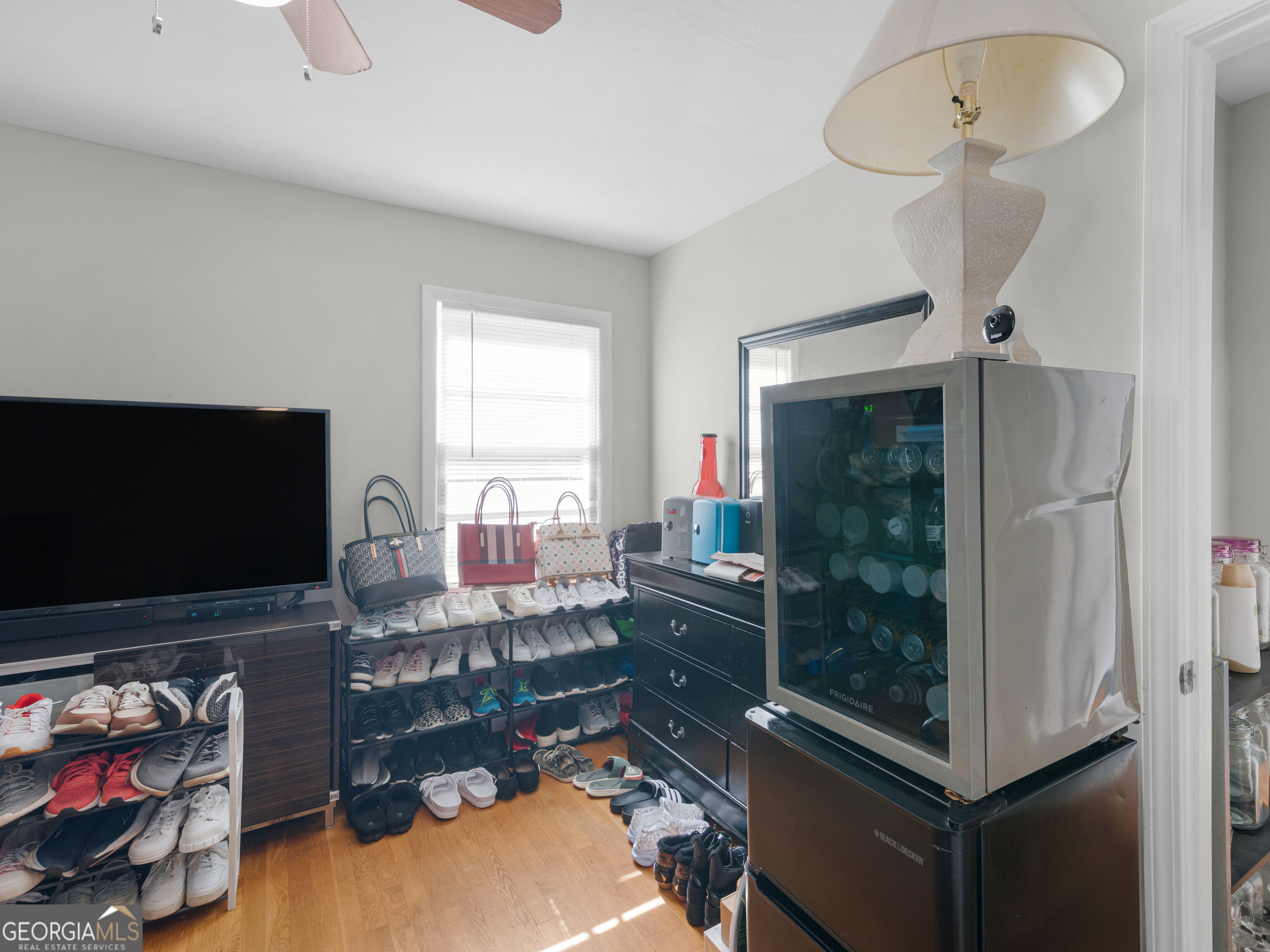 1607 Hillview Avenue Property Photo 20