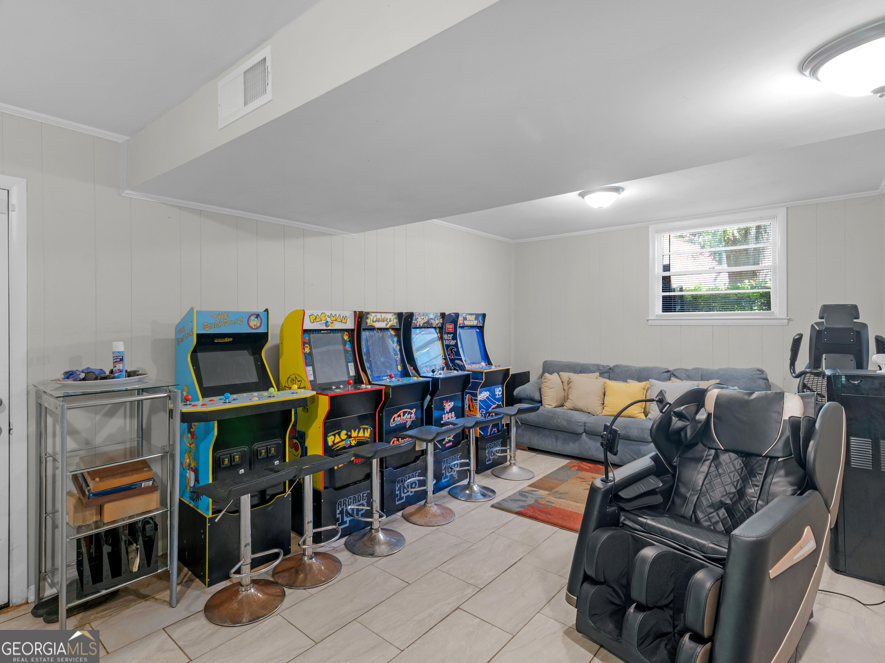 1607 Hillview Avenue Property Photo 25