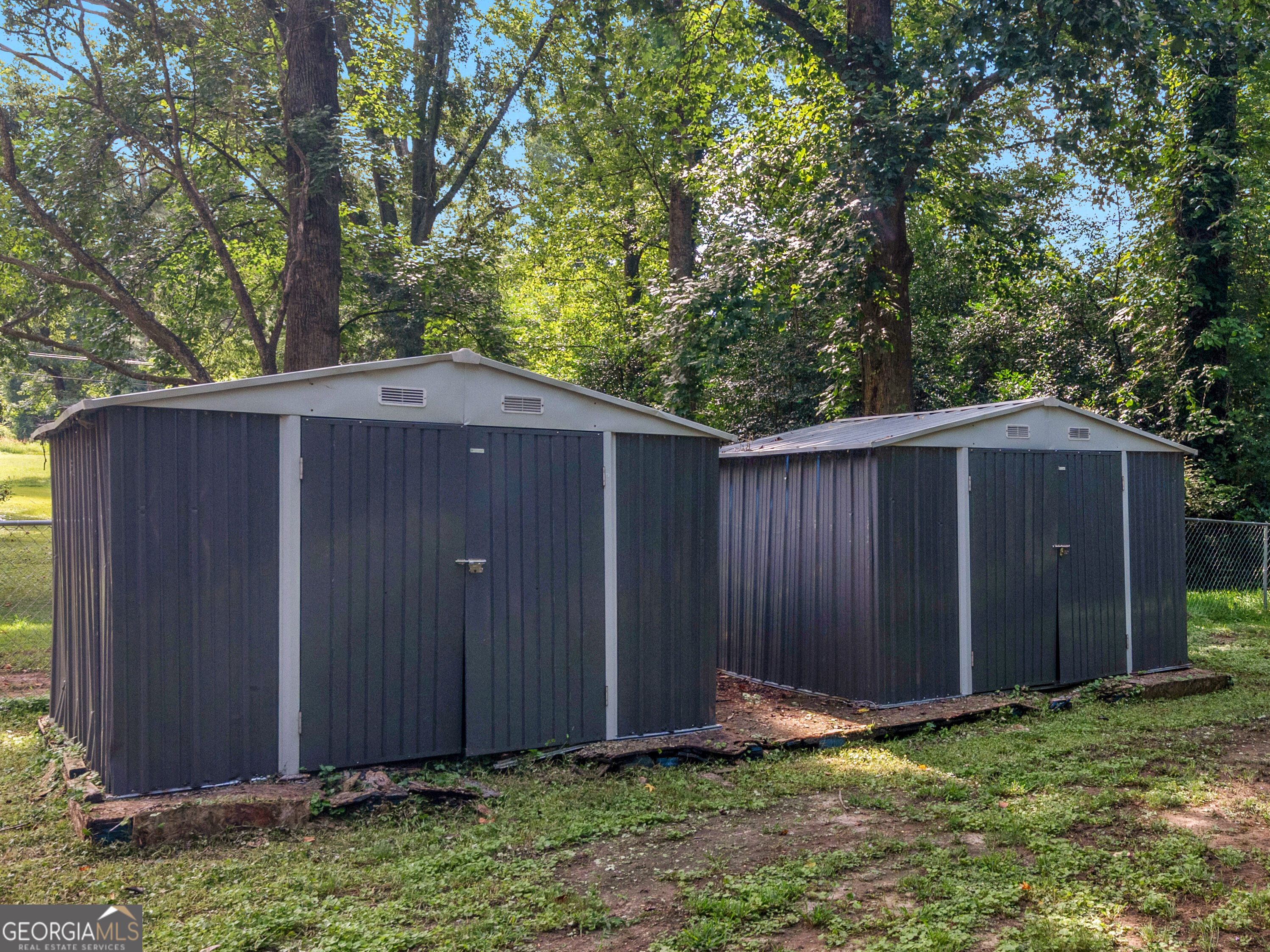 1607 Hillview Avenue Property Photo 35