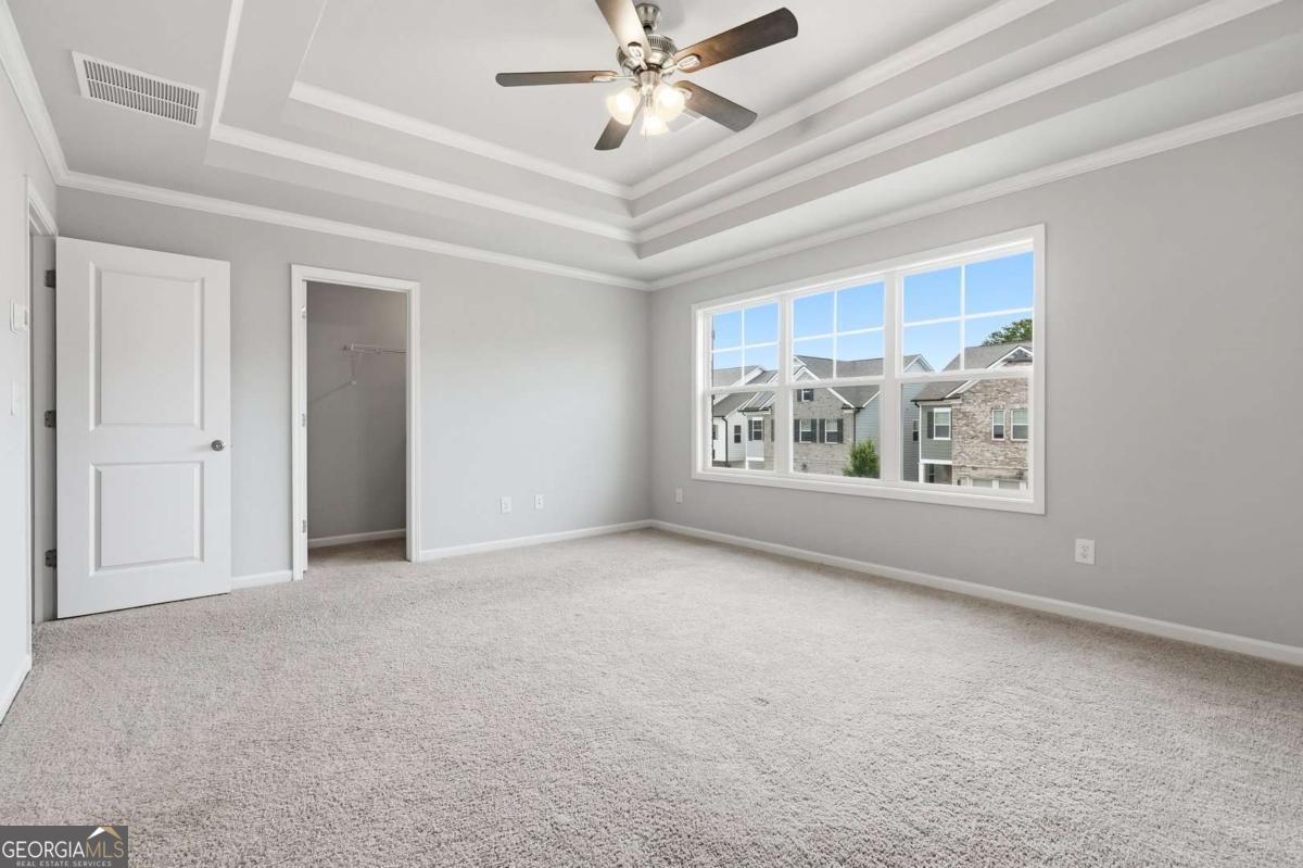 5350 Fox Den Road Property Photo 12