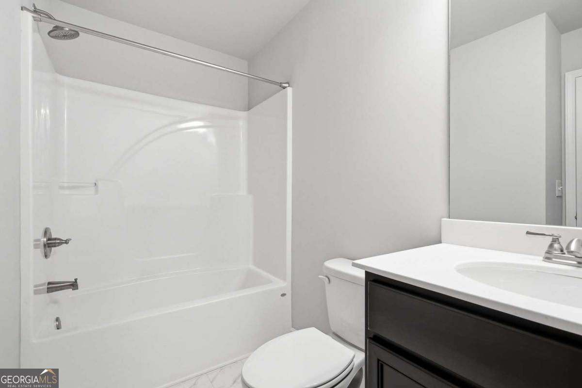5350 Fox Den Road Property Photo 23