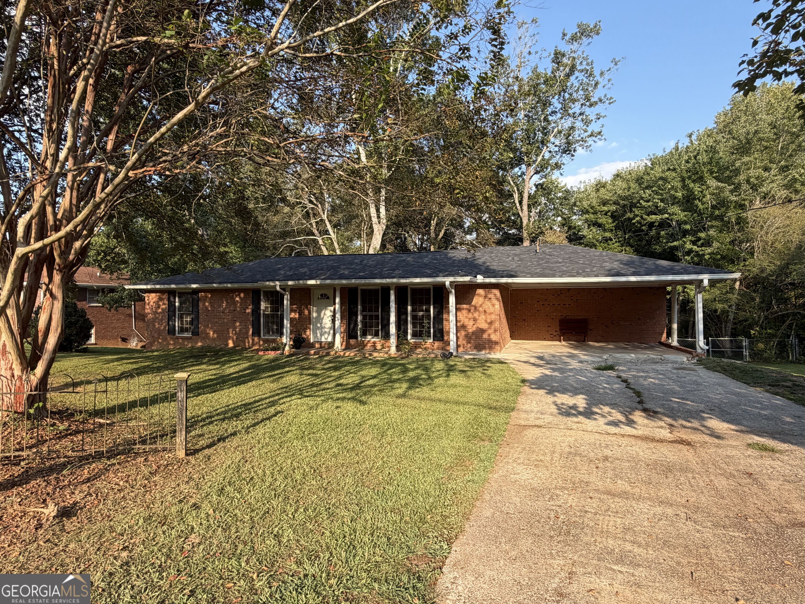3941 Lauada Drive Property Photo 1