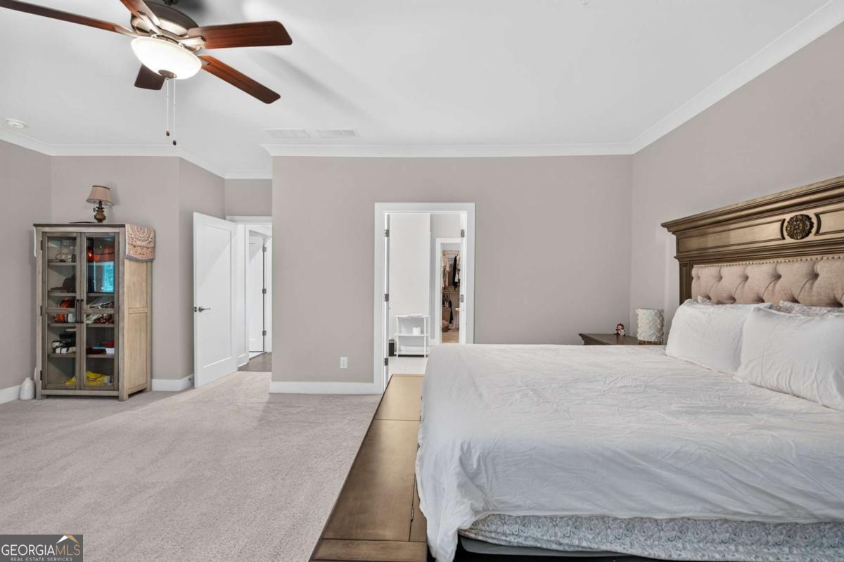 945 Kenway Avenue Property Photo 33
