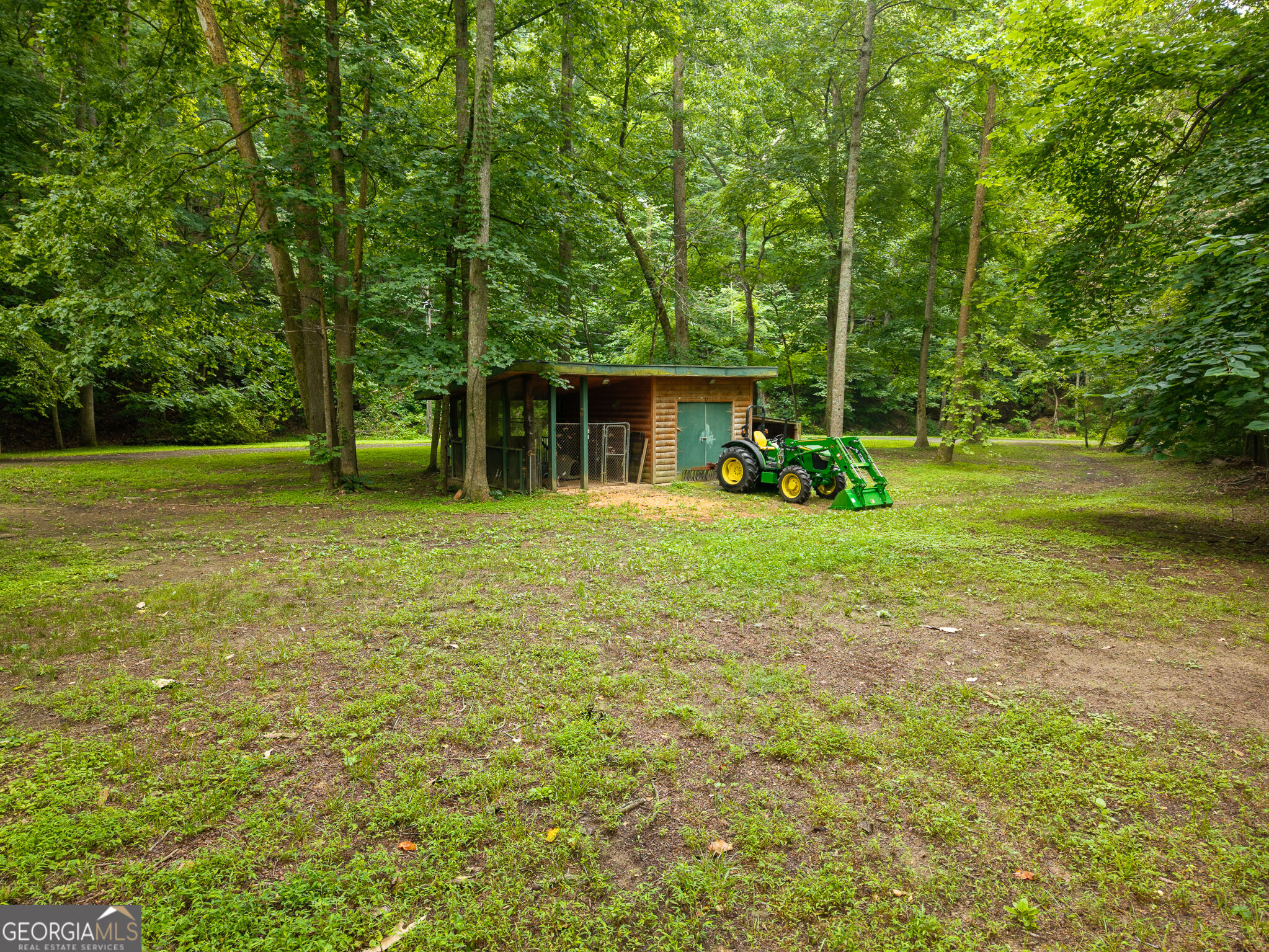 1117 Rambling Road Property Photo 8