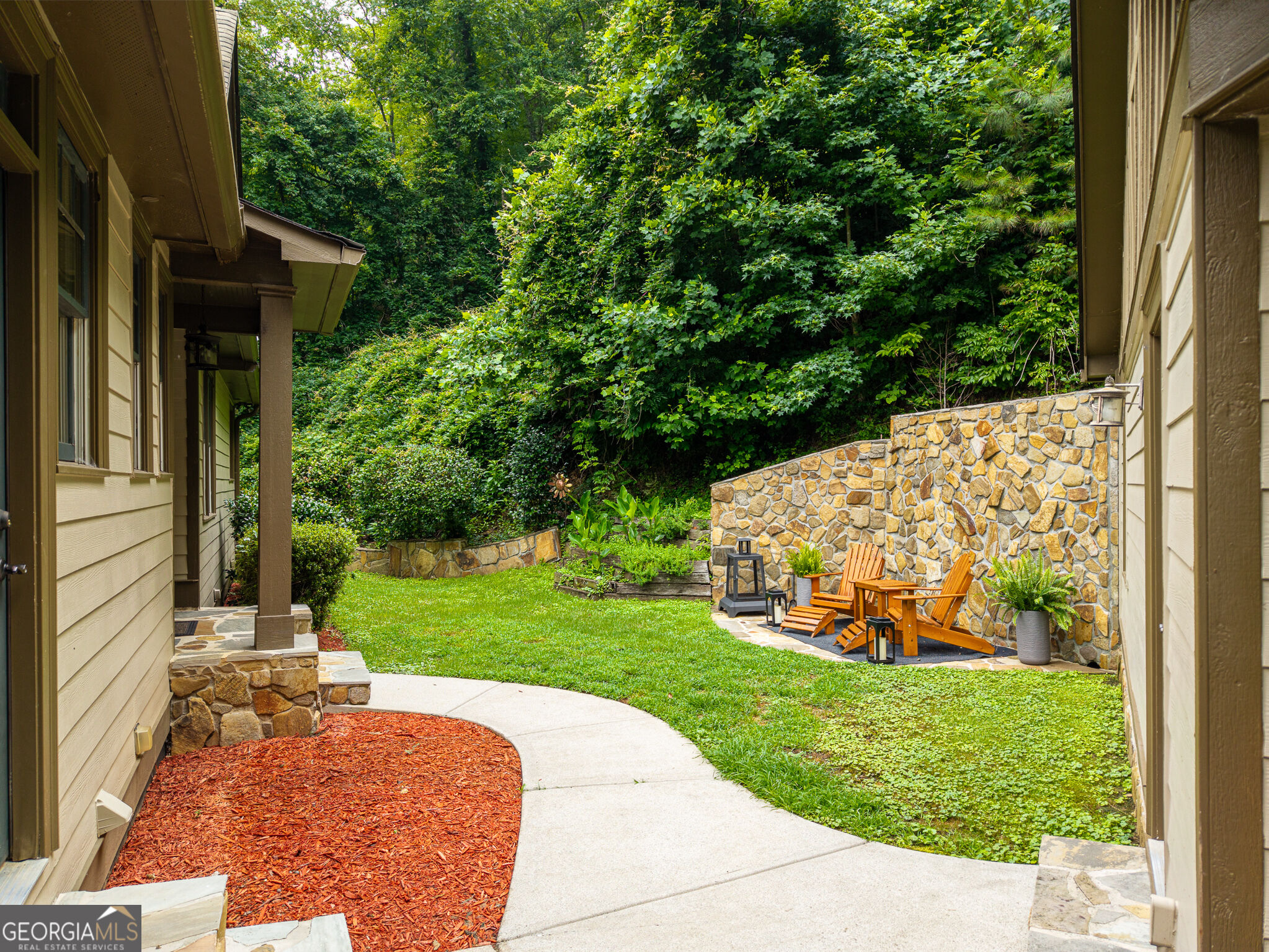 1117 Rambling Road Property Photo 12
