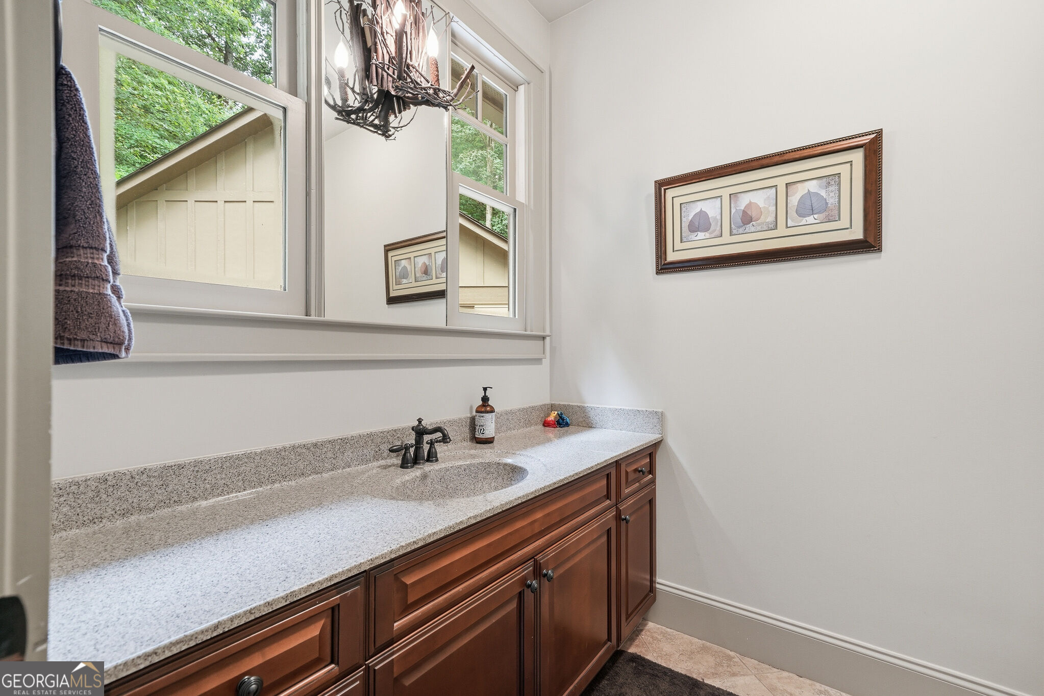 1117 Rambling Road Property Photo 27