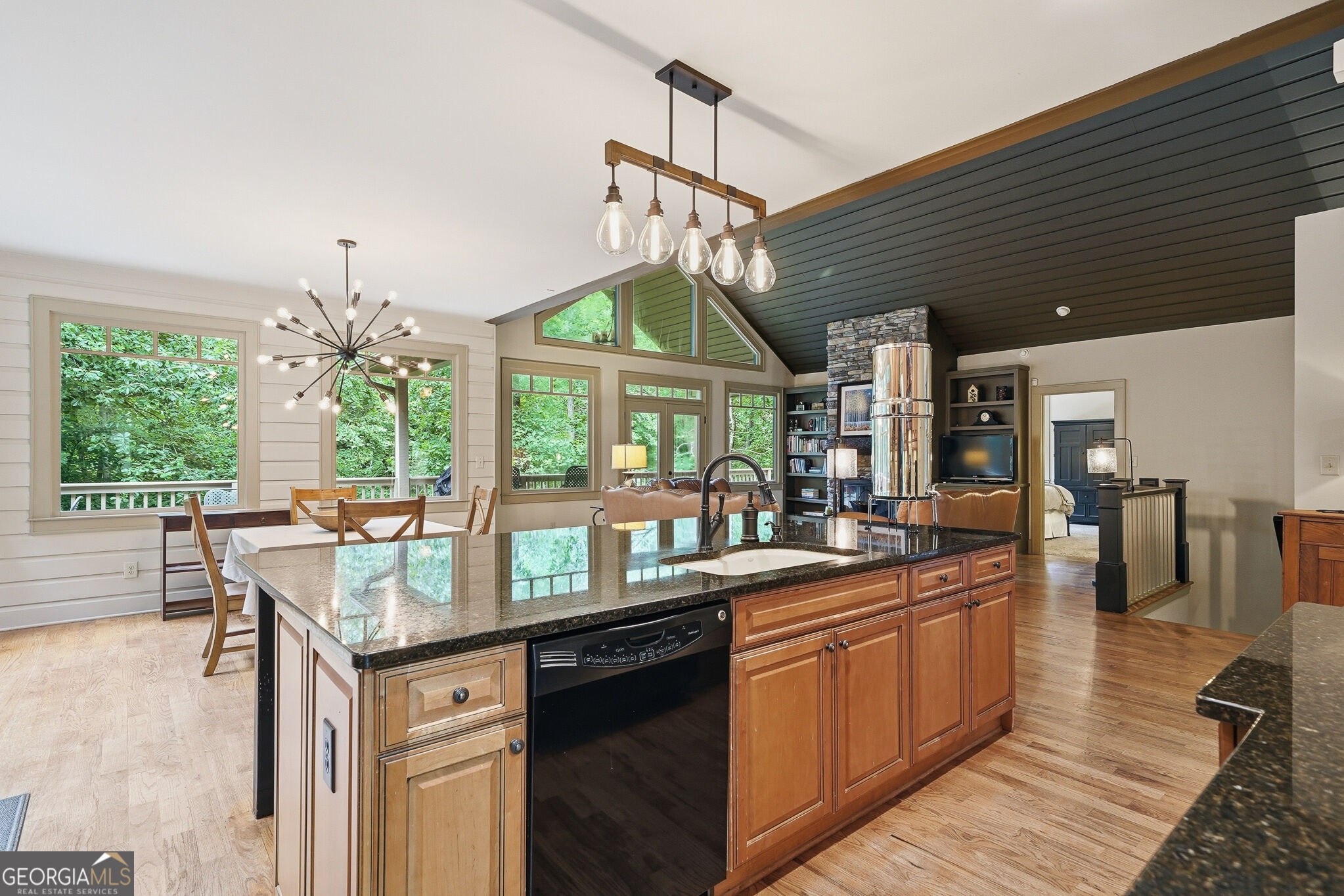 1117 Rambling Road Property Photo 41