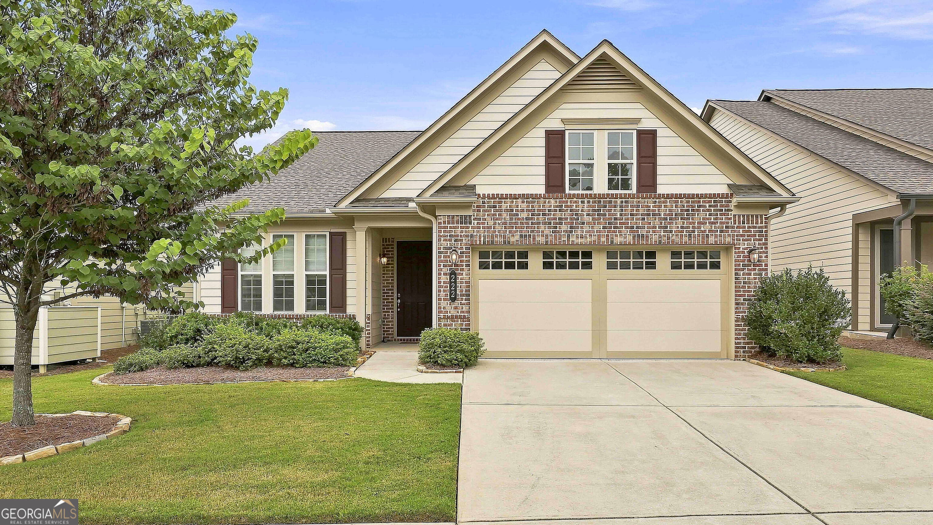 222 Silver Maple Court Property Photo 1