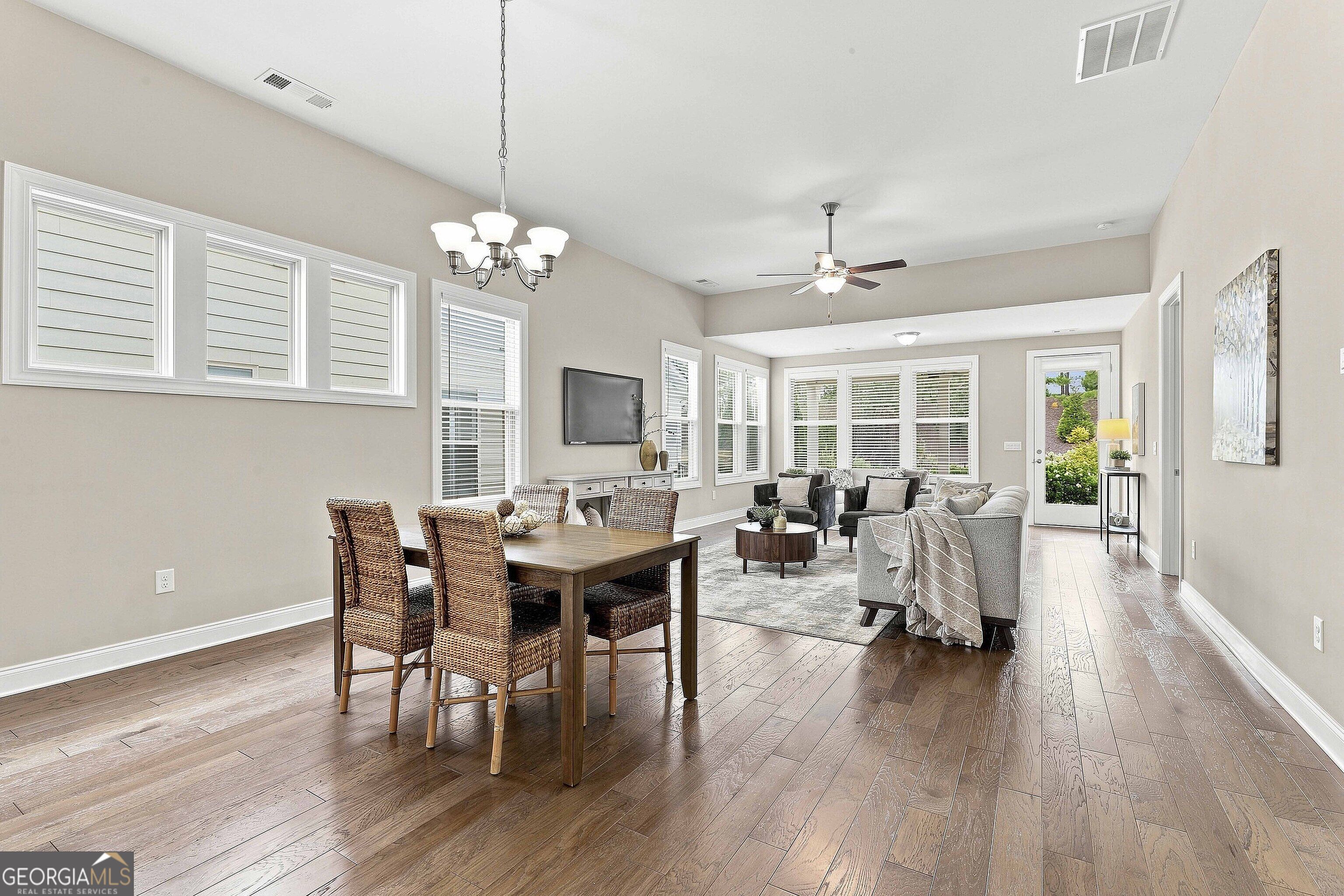 222 Silver Maple Court Property Photo 15