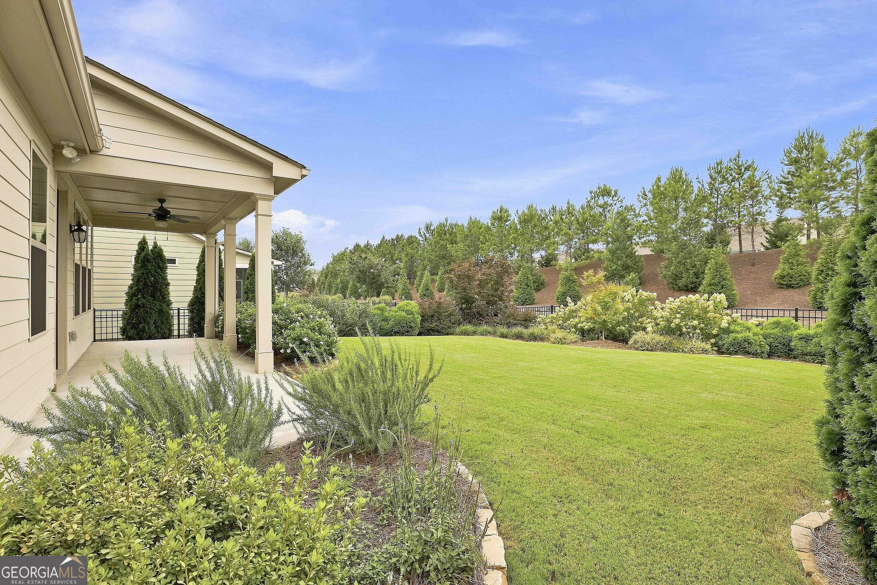 222 Silver Maple Court Property Photo 44