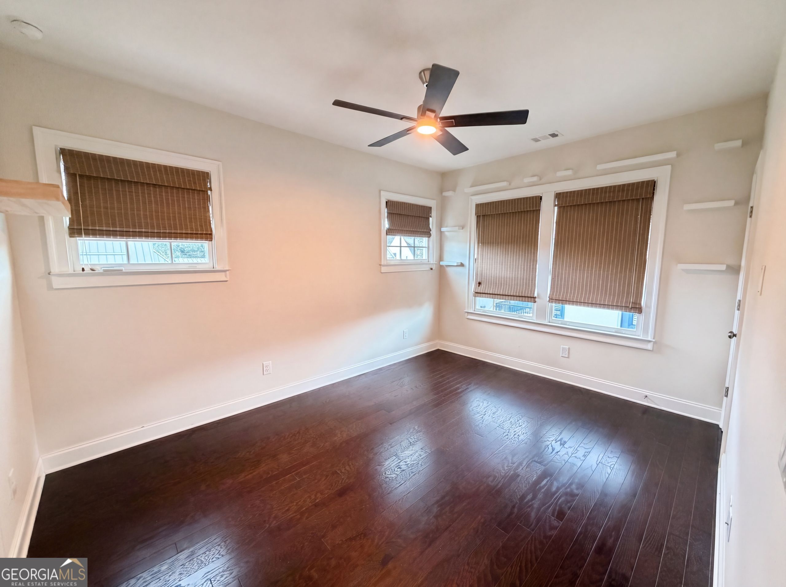 5805 Edenbrooke Drive Property Photo 10