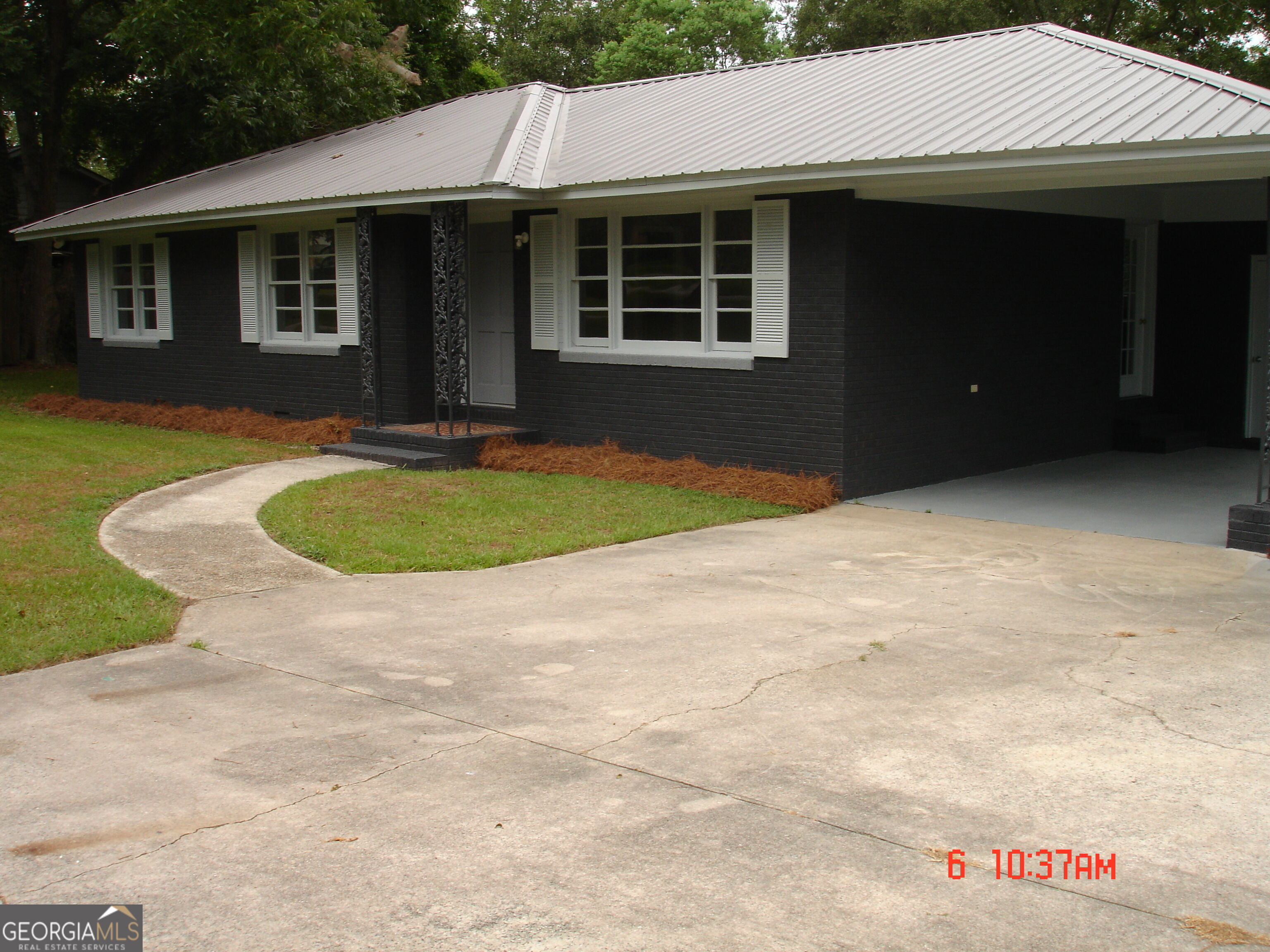 109 Circle Drive Property Photo 2