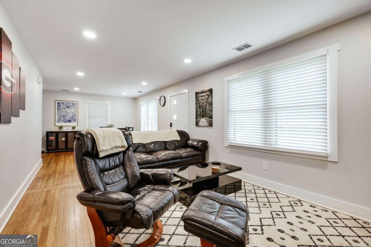 2055 Mabry Drive Property Photo 11