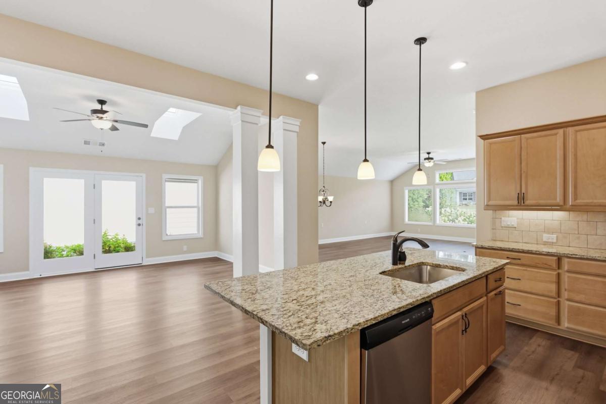 23 Echols Bend Property Photo 9