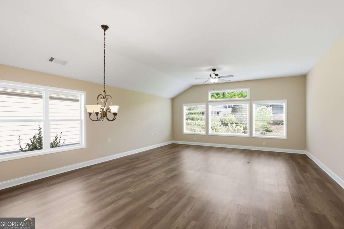 23 Echols Bend Property Photo 12