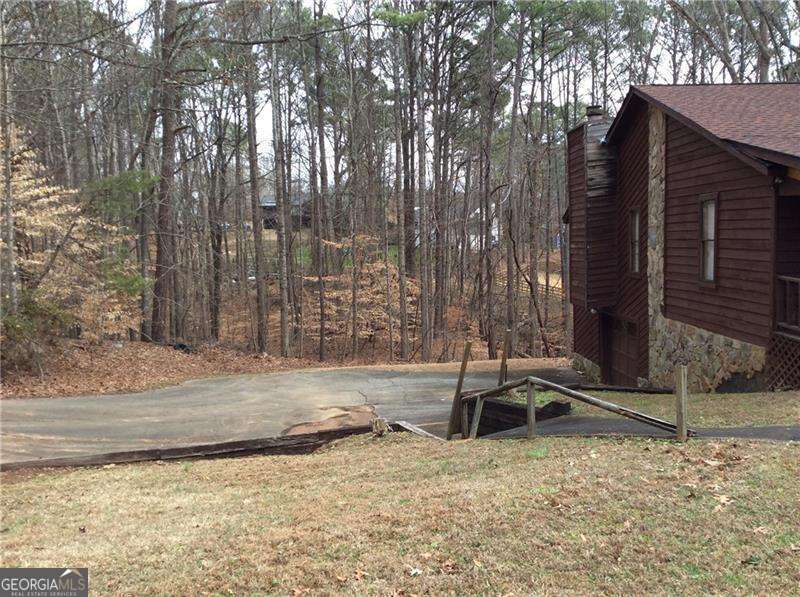 3161 Marble Quarry Road Property Photo 3