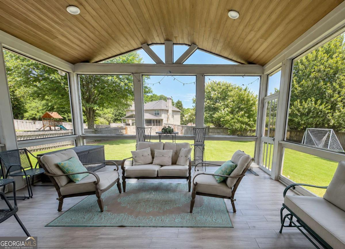 2640 Gentry Walk Court Property Photo 20