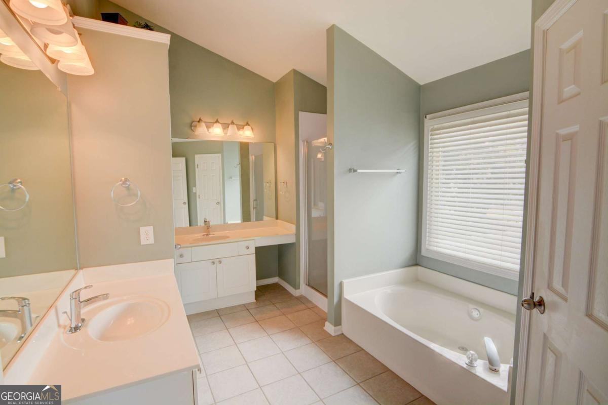 2640 Gentry Walk Court Property Photo 32