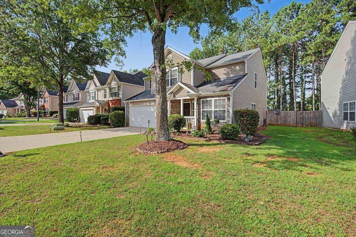111 Village Trace Property Photo 2