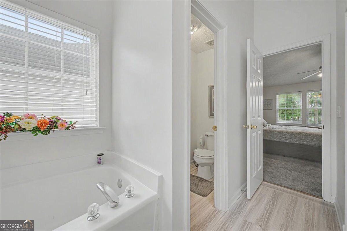 111 Village Trace Property Photo 32