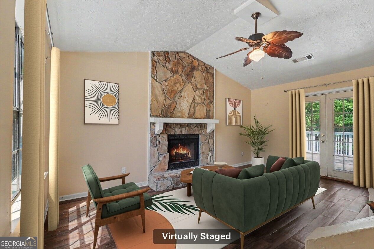 655 Harvard Drive Nw Property Photo 2