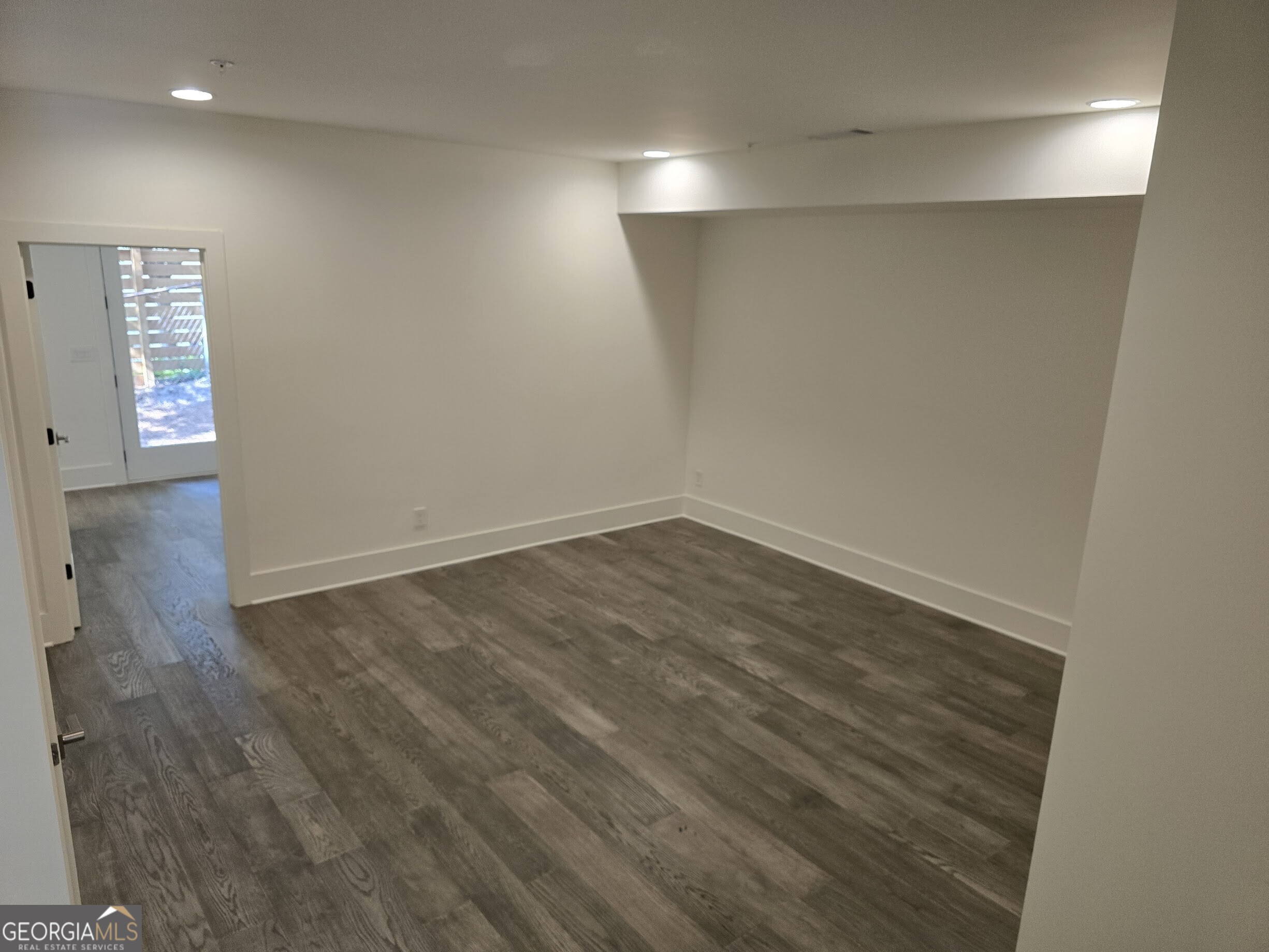 428 Cedar Dust Drive Property Photo 4