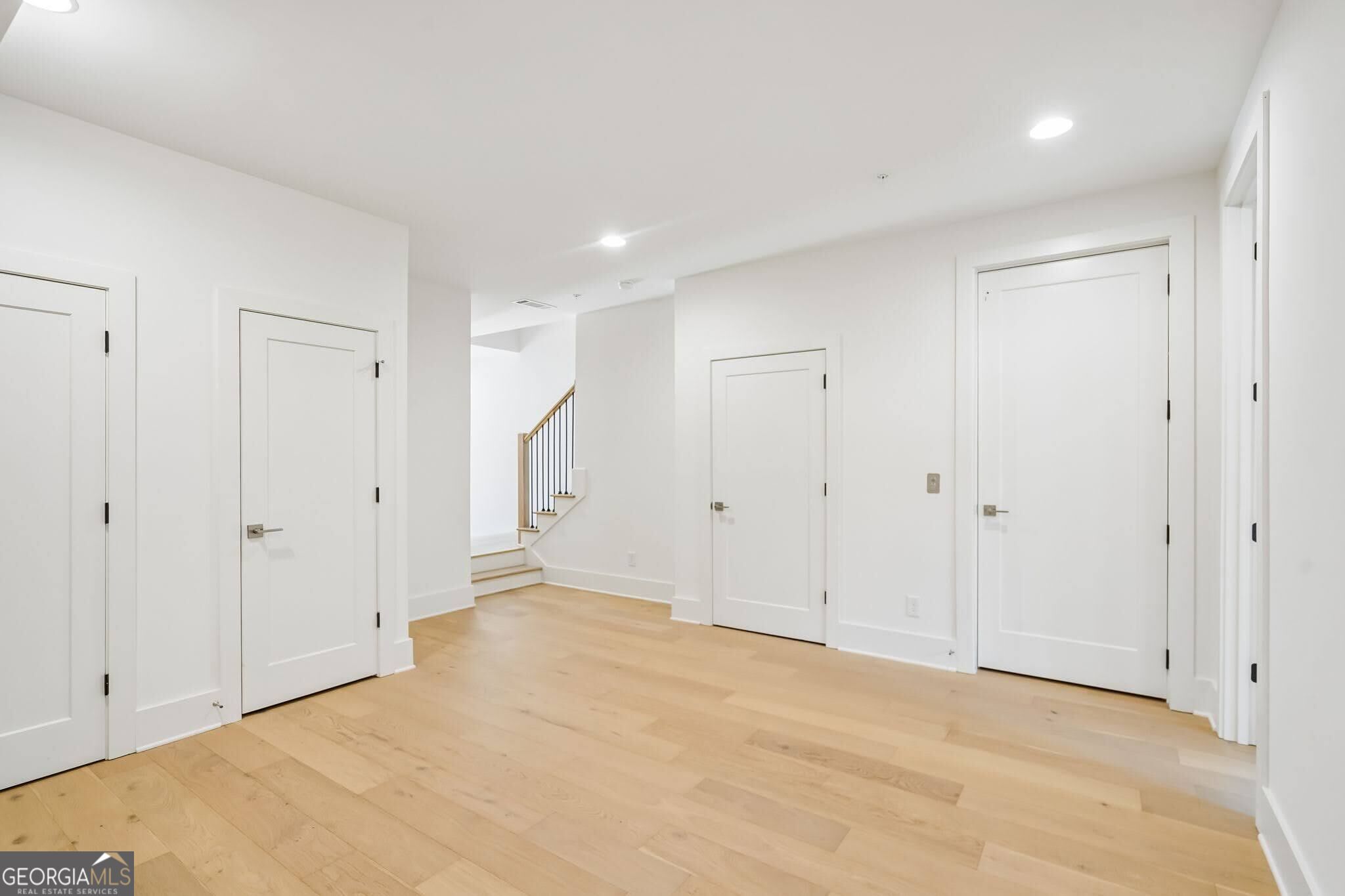 428 Cedar Dust Drive Property Photo 4
