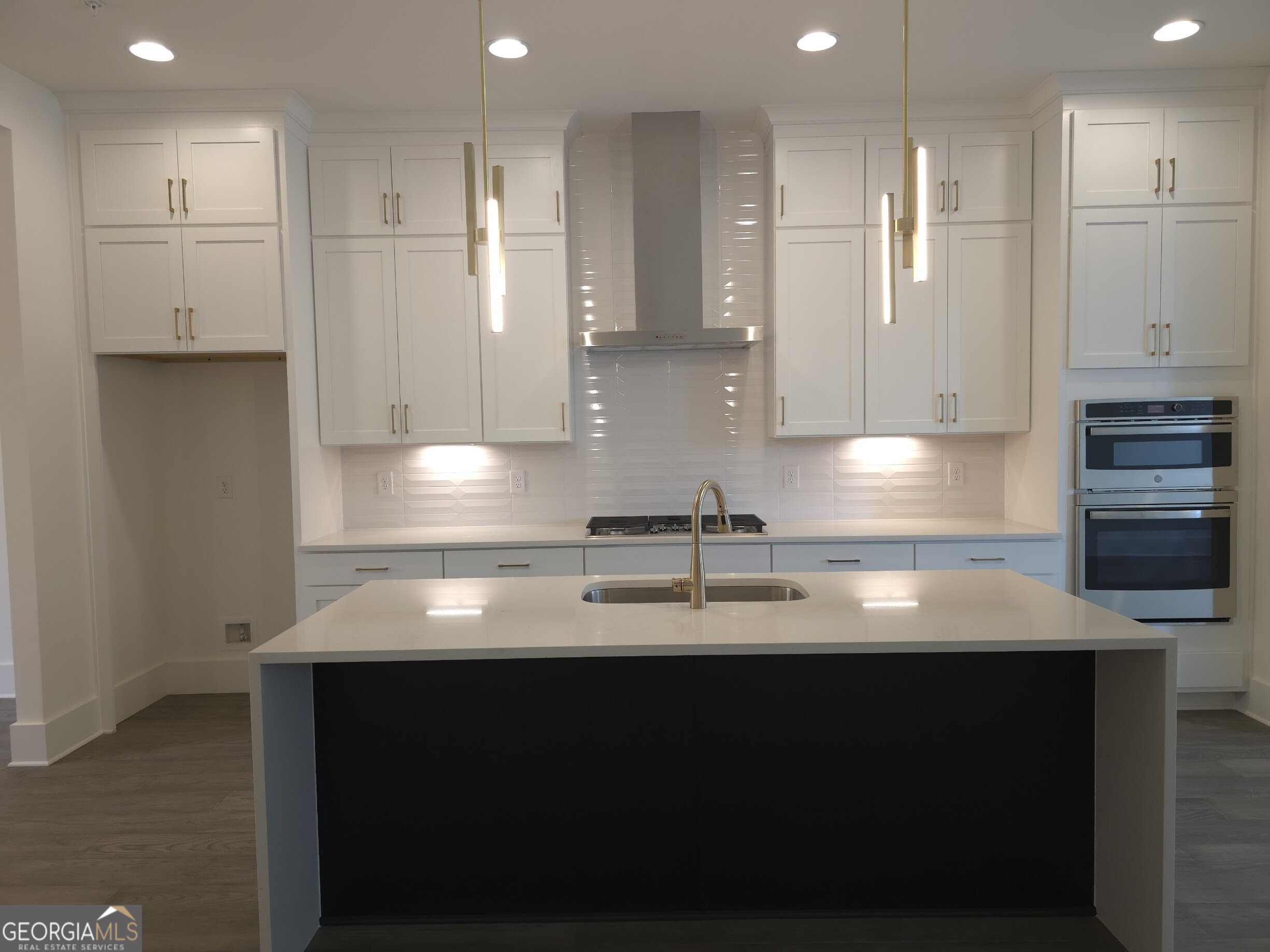 428 Cedar Dust Drive Property Photo 15