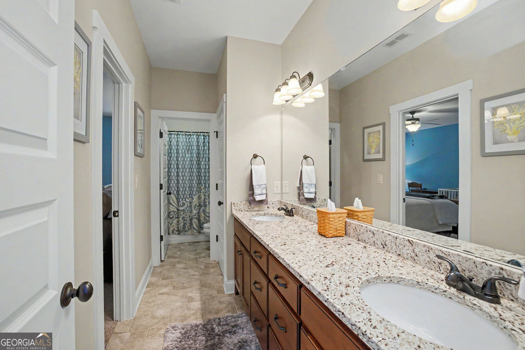 217 Gates Entry Property Photo 32