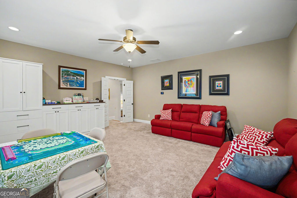 217 Gates Entry Property Photo 36