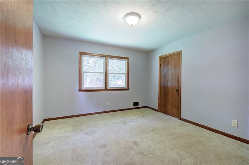 7 West Drive Property Photo 27