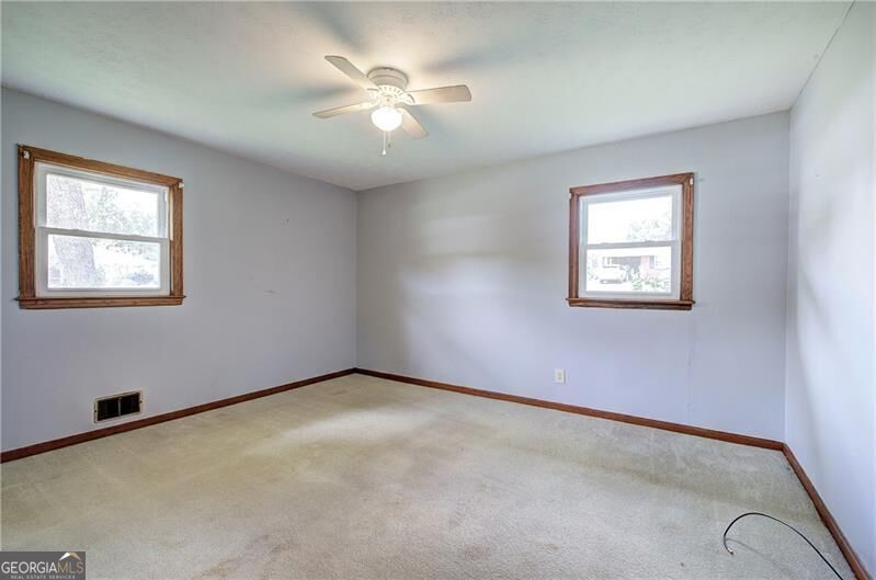 7 West Drive Property Photo 33