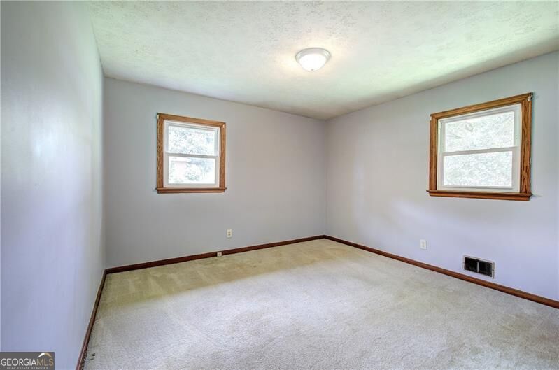 7 West Drive Property Photo 35