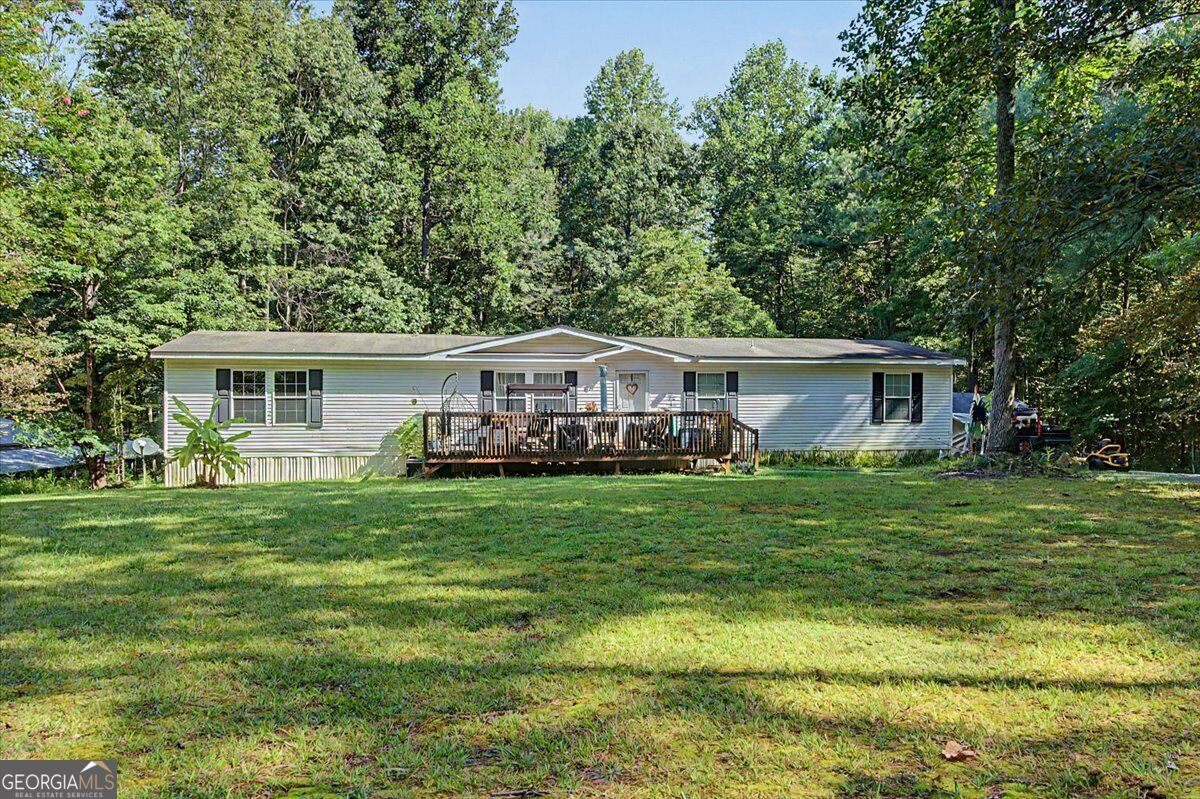 10589 Cumming Highway Property Photo 2