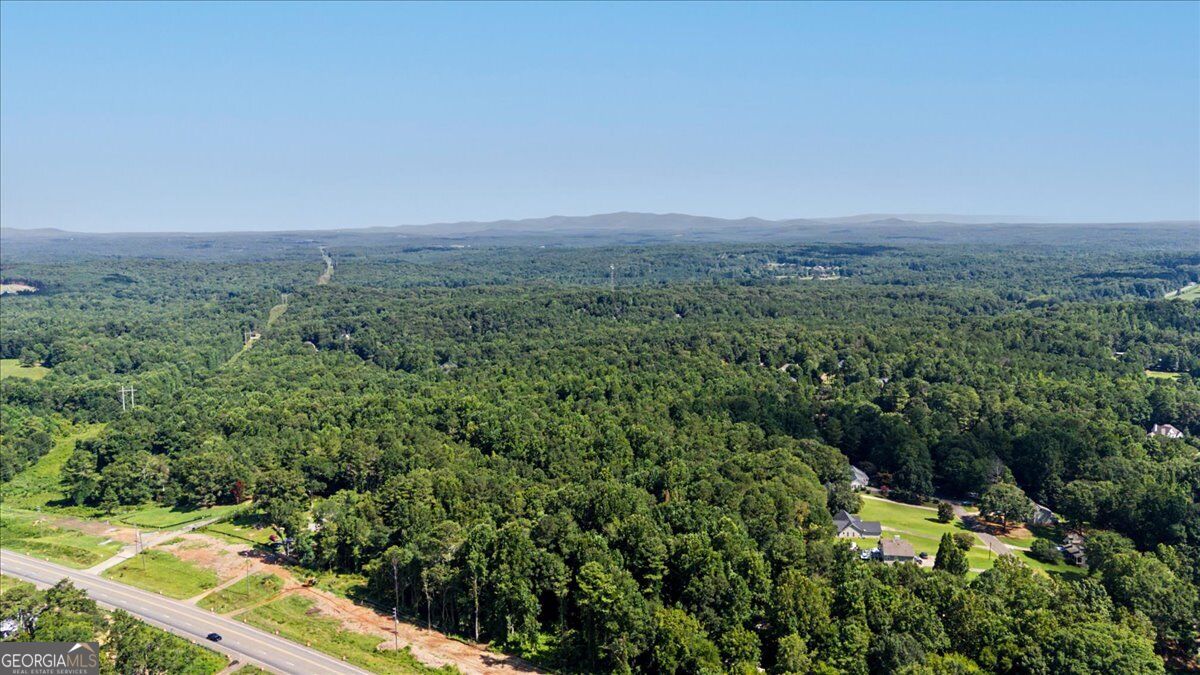 10589 Cumming Highway Property Photo 16