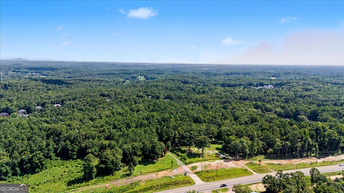 10589 Cumming Highway Property Photo 18