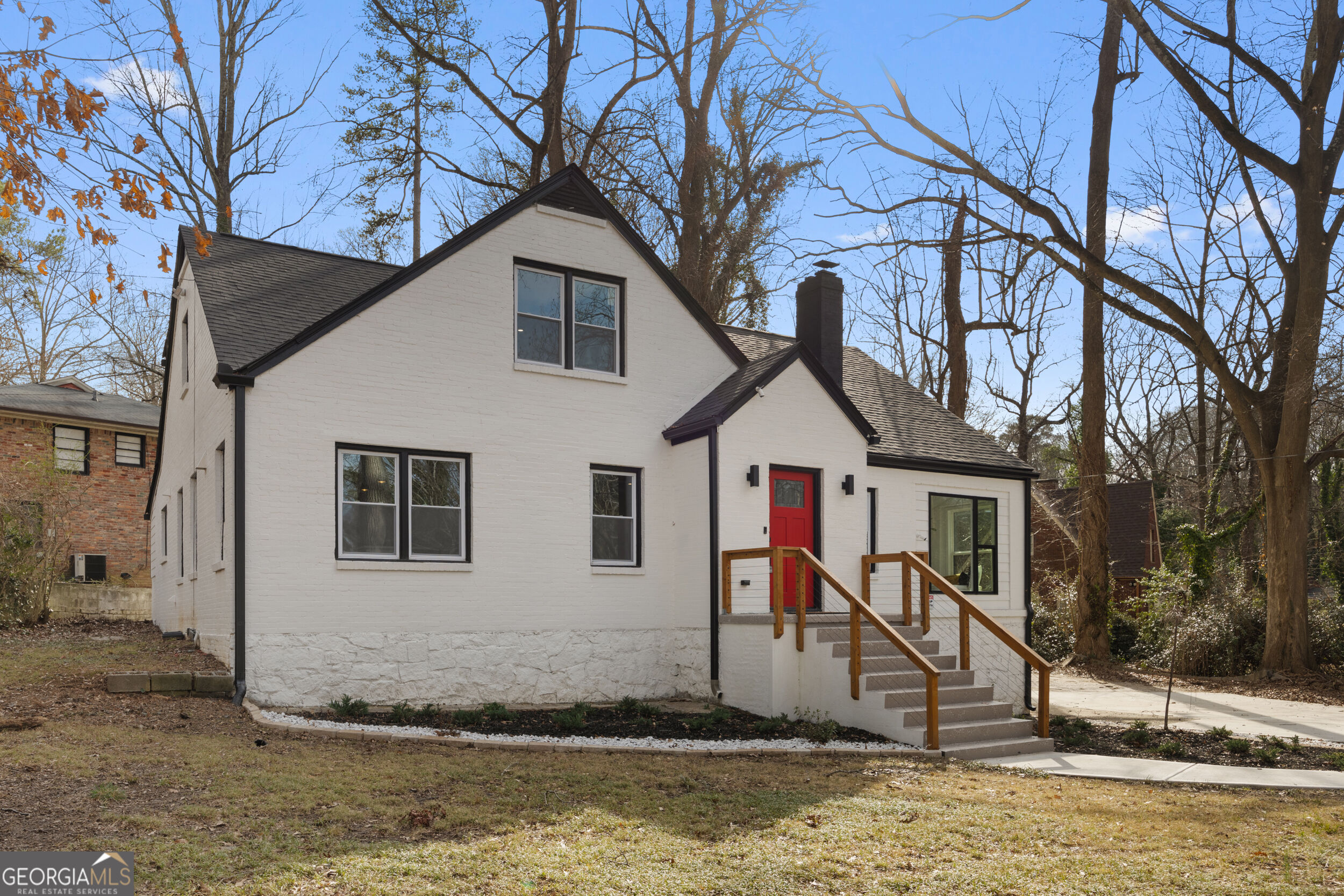 1870 Avone Avenue Property Photo 2